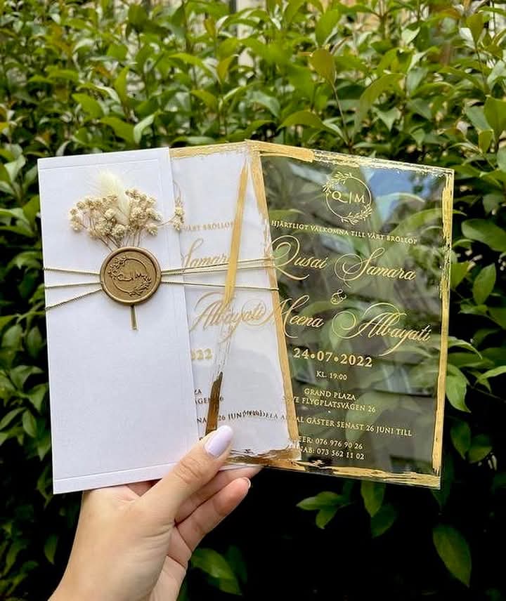 Acrylic wedding Card Pakistan with customized name engraved wax seal stamp